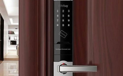 苍梧24小时上门开锁公司