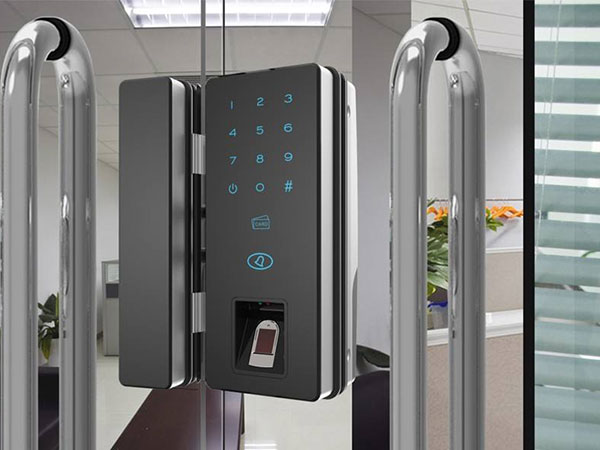 苍梧24小时上门开锁公司